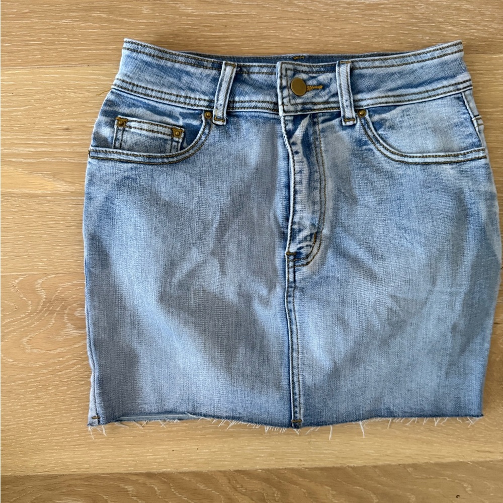 Just Quella Classic Light Blue Denim Pencil Skirt